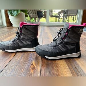 Sorel Whitney II Snow Boots - Youth Size 4